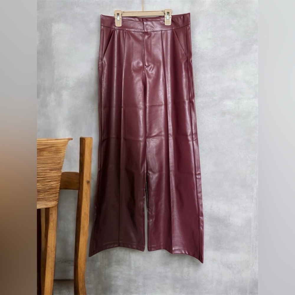 NWT Soho Apparel Burgundy Vegan Faux Leather Wide Leg Pants Size Large